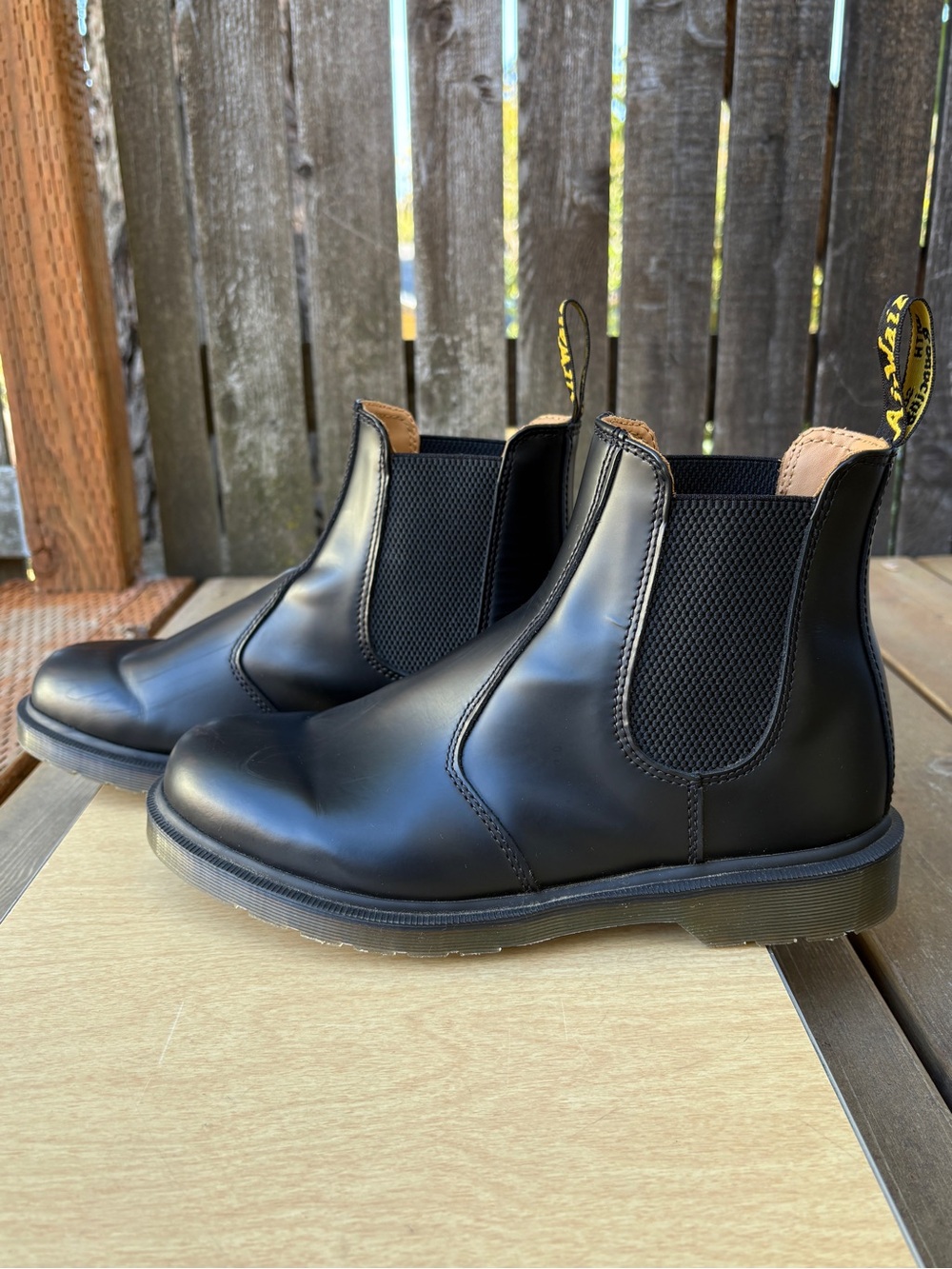 Dr. Martens 2976 Smooth Black Leather Chelsea Boots In Men’s 10/ Wm’s 11 EU 43